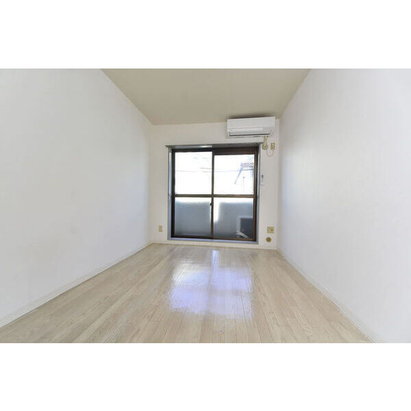 メゾン・ド・クレディ リビング