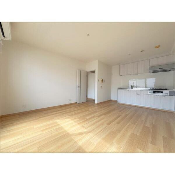 スミノ藤沢702号室 リビング