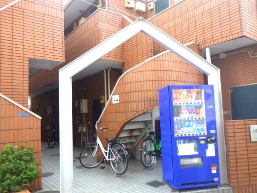 リエス稲田堤 エントランス