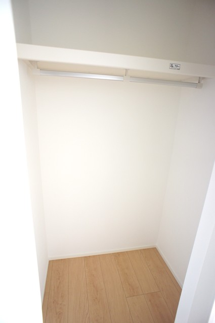 ラウレア千葉中央0101号室 収納