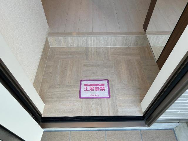 グランプラム本町（ＧｒａｎＰｌｕｍ本町）105号室 玄関