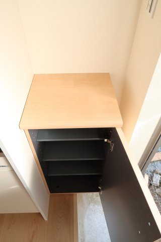 グレースコートいずみ中央108号室 収納