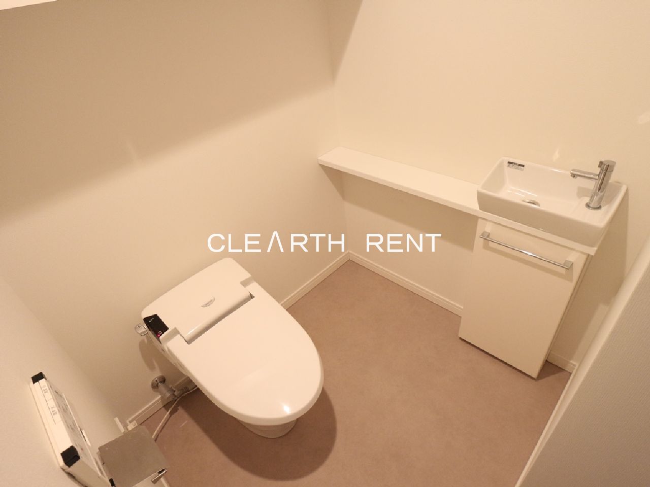 ザ湾岸タワーレックスガーデン21階 清潔感あるシャワー付きトイレ