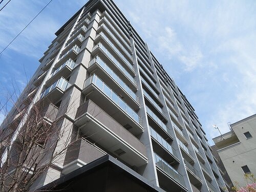 ライオンズ川口幸町グランフォート マンション外観写真（別角度）