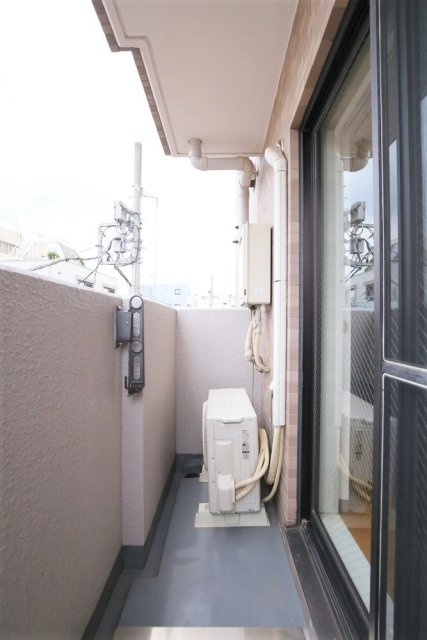 ライオンズマンション渋谷本町 バルコニー