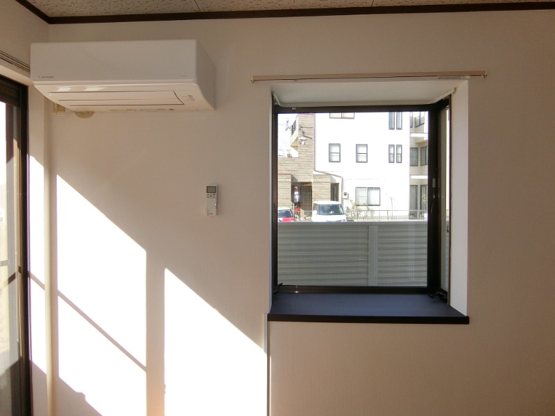 メゾンブランシュ エアコン付きです。