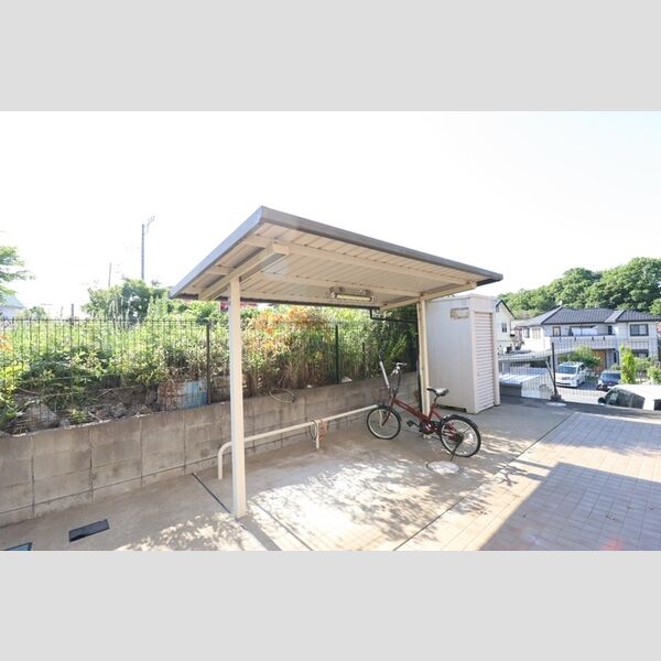 アリオス ガルソニエラ 駐輪場