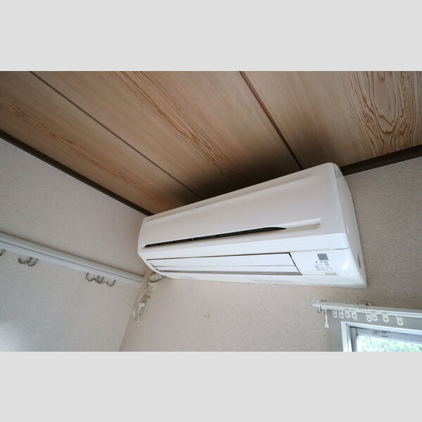 小川荘1号棟102号室 エアコン