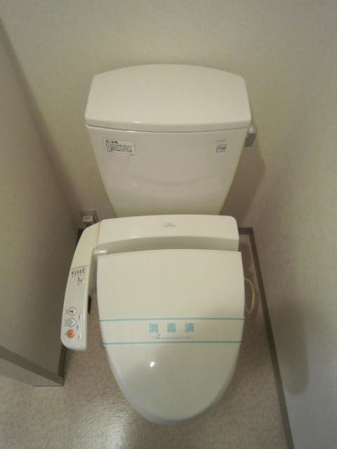 パインリッチ湘南0405号室 トイレ