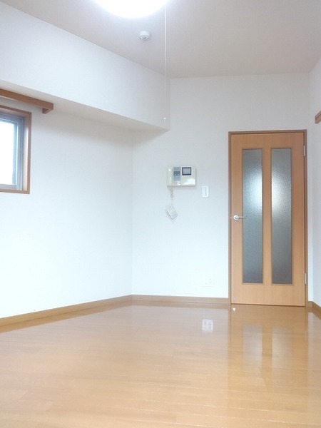 アーバイル池袋ＥＡＳＴ リビング