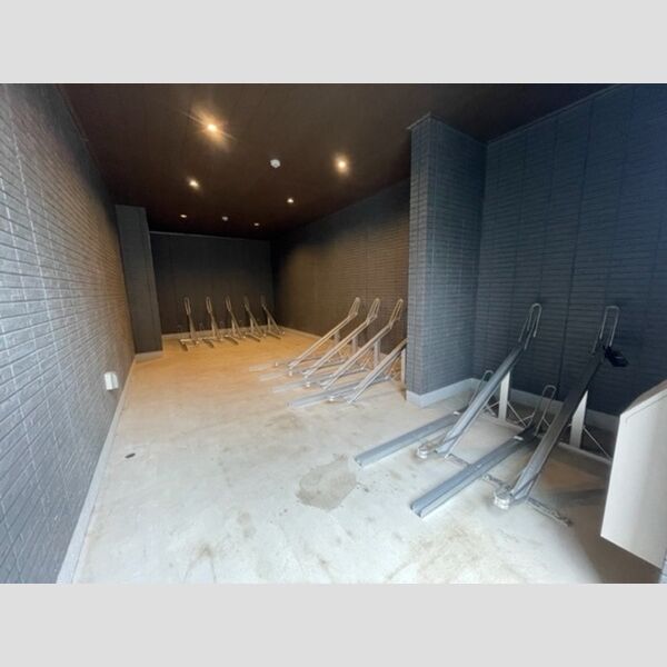 プランドール(富士見) 駐輪場