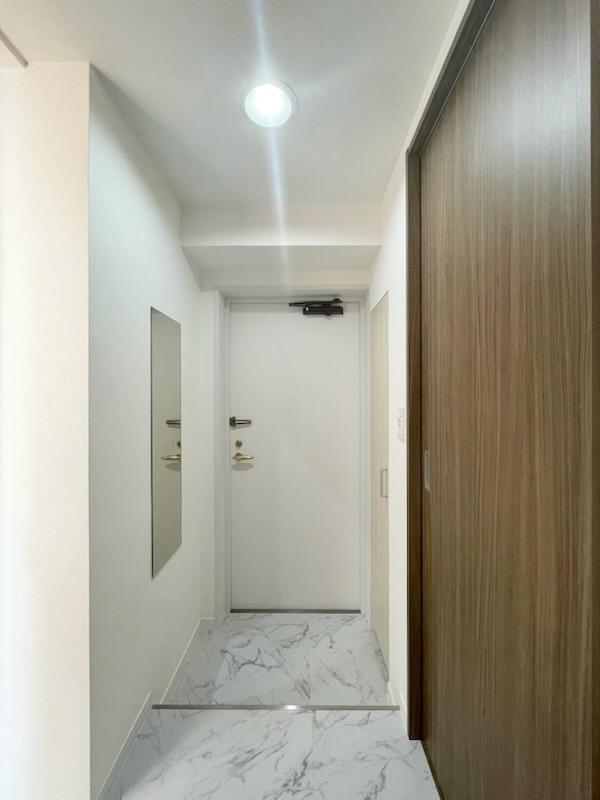 ヴィア・シテラ赤坂8階 玄関