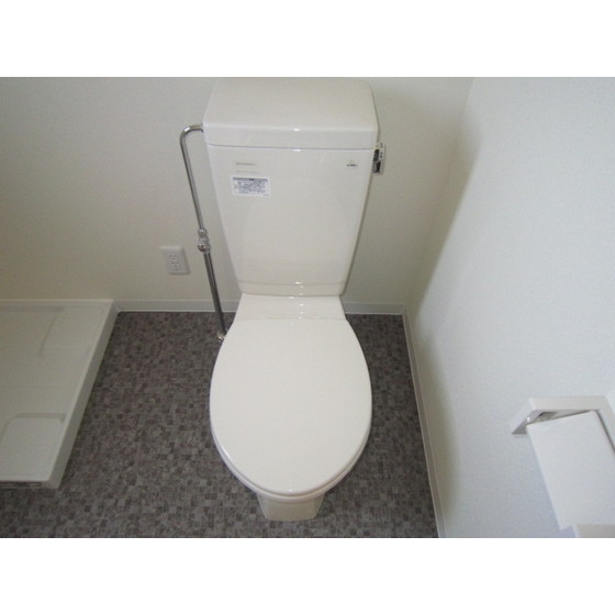 ローランド 内観