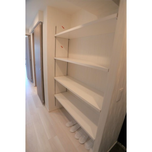 ストーリア市川行徳0101号室 内観