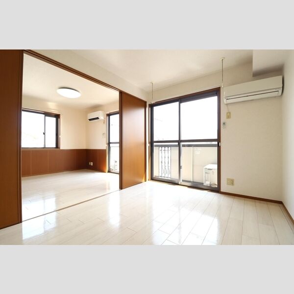 ラファエル　Ⅱ201号室 洋室6帖からLDK