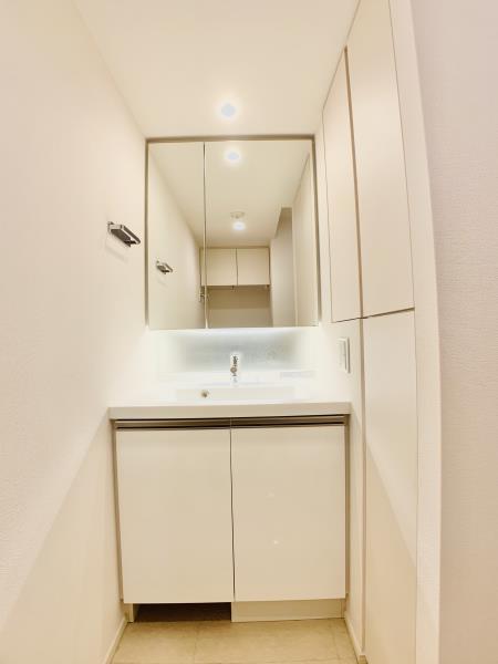 Ｂｒｉｌｌｉａ中野3階 洗面