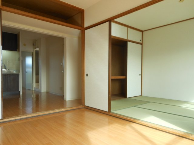 ドリームコート 写真は別号室