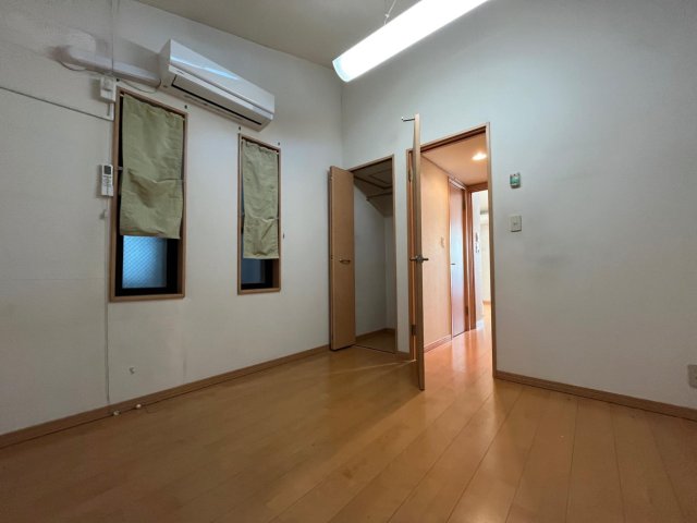 大塚5丁目戸建 内観