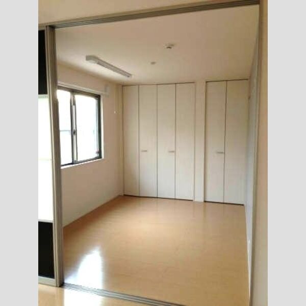 La　Luce(ラ・ルーチェ)101号室 洋室5.6帖