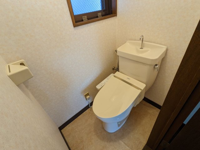 デルフォカーサトーア203号室 トイレ