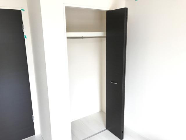 パークサイド大丸101号室 収納（洋室）