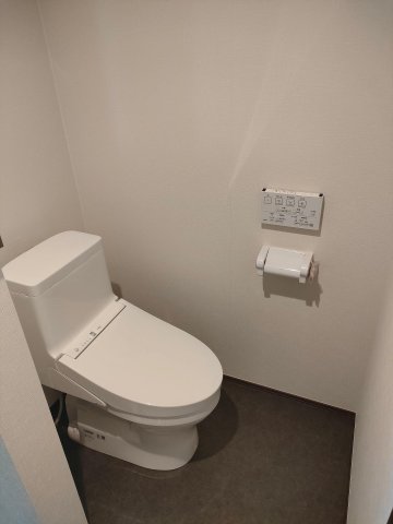 ミレーナ幕張 清潔感のあるトイレは温水洗浄便座付