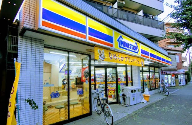 多摩フィオーレ0102号室 ミニストップ狛江岩戸北店