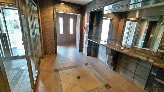 ガディス・パーク行徳壱番館(K-150)7階 エントランス