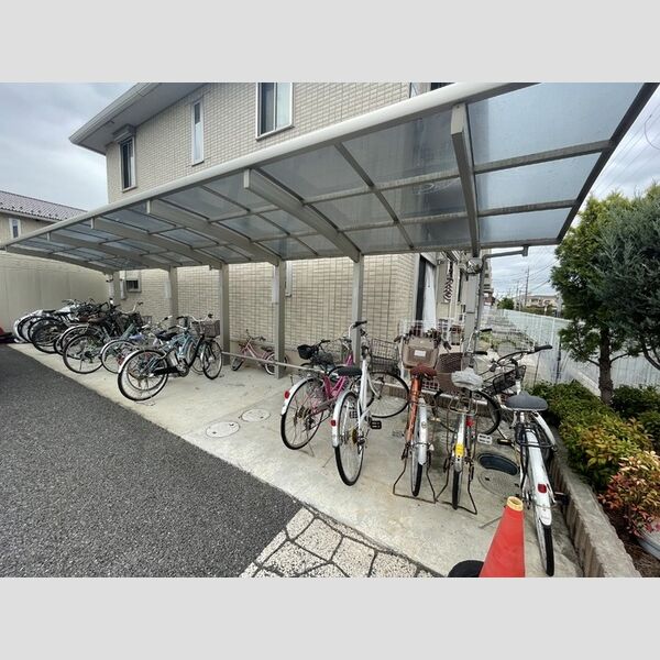 キャッスル冨士 駐輪場