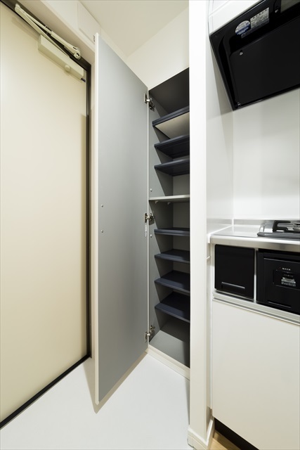 アーバンハウス岩槻1階 玄関