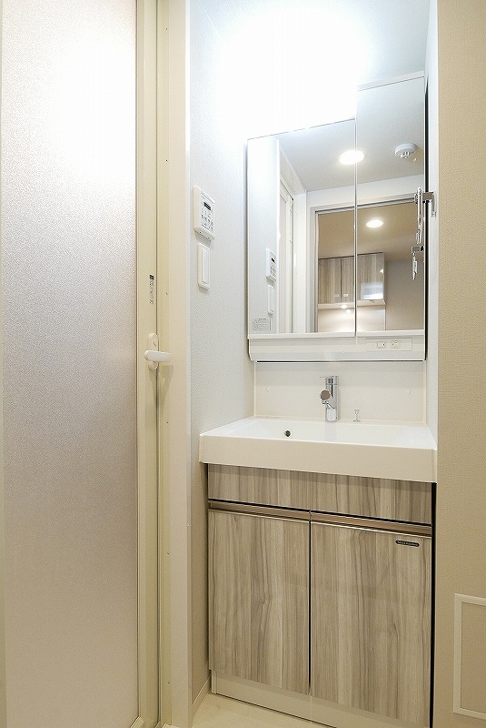 COURTYARD洗足 内観