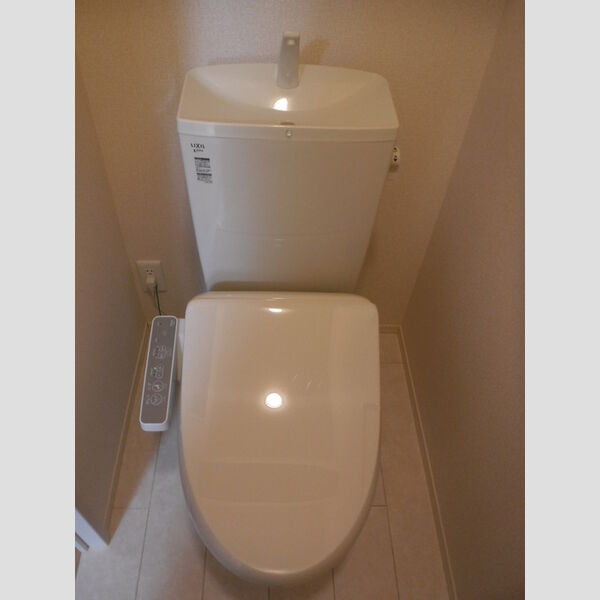 ラテル 温水洗浄暖房便座