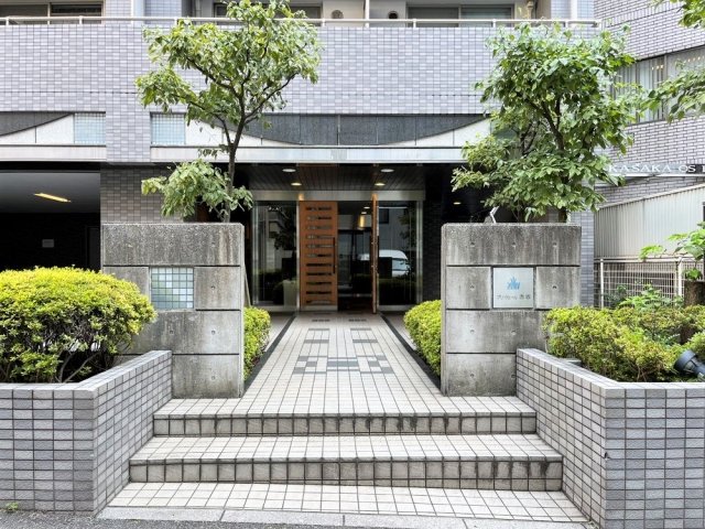 プリヴェール赤坂3階 エントランス