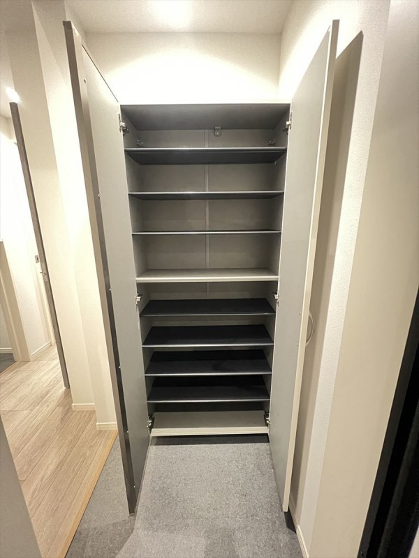 ｒｏｂｏｔ　ｈｏｍｅ　西大宮Ａ 玄関