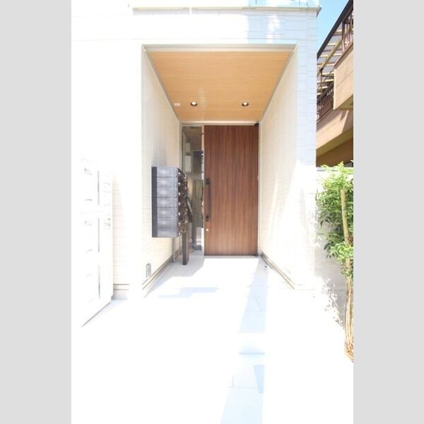 アンジュール綾瀬 エントランス