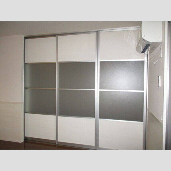 サンシャイン道野辺中央　A203号室 間仕切り　ライトスルースクリーン