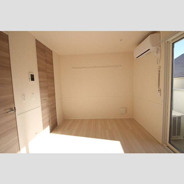 クレールコート井土ヶ谷201号室 洋室