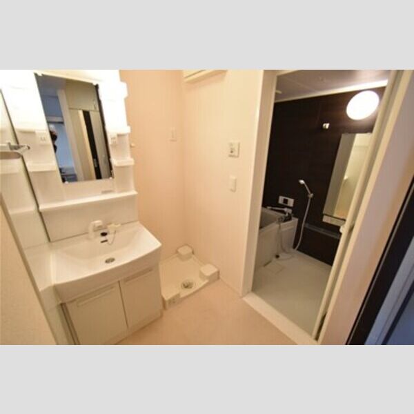 桜アベニュー 洗面室