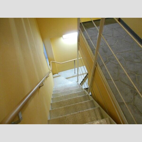 ロッソポルタ202号室 階段