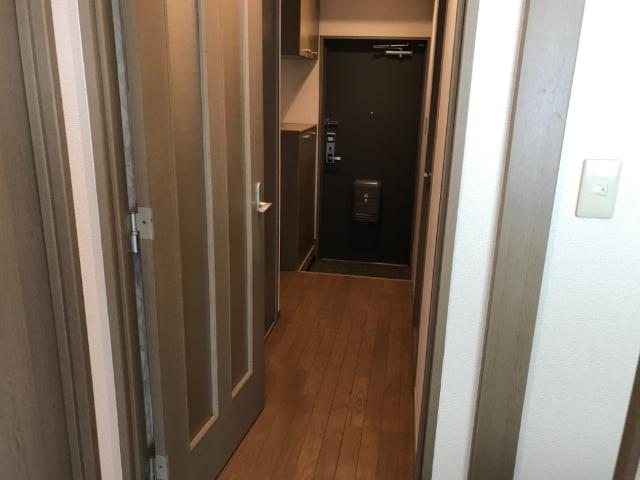 エスポアガーデン 廊下