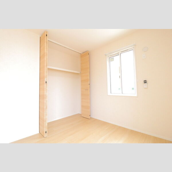 ゼルコバ　Ⅱ 洋室