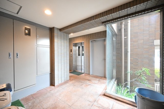 オードシュール7階 エントランス