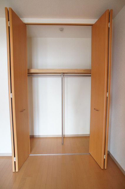 オーキッドヒル0203号室 収納