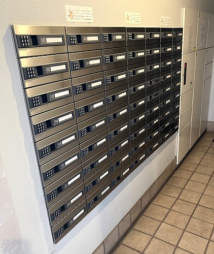 ライオンズプラザ小田急相模原12階 集合郵便受け