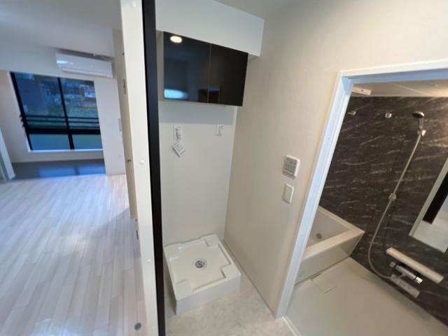 ラ・スール 室内洗濯機置場