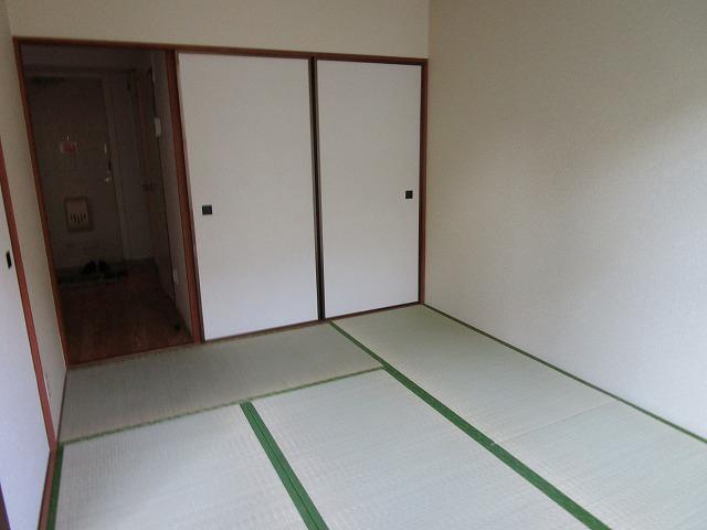 セラミックハイツ鶴見 リビング