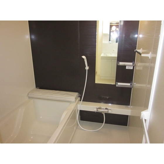 メゾン　フルール2階 内観