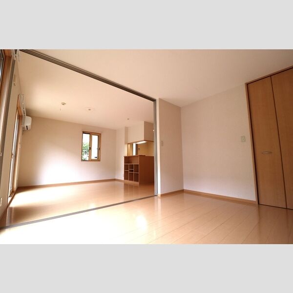 レオシェスタ リビング