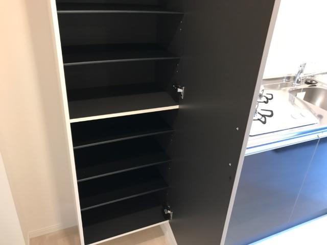 プリムローズ302号室 シューズボックス