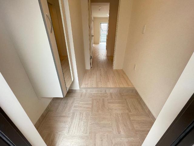 Ｎｅｌｋｅ（ネルケ）103号室 玄関